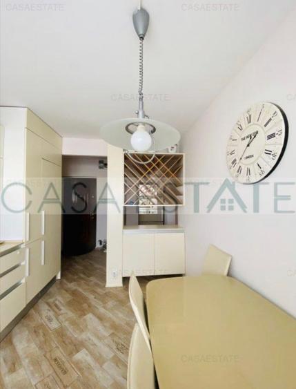 Apartament cu 3 camere în Tineretului