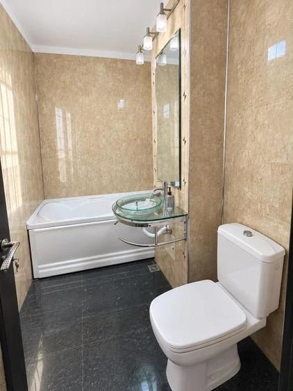 Apartament cu 3 camere decomandat în Dacia