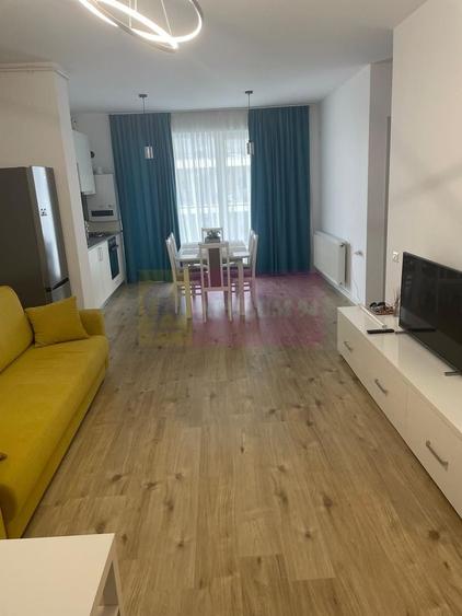 Apartament cu 2 camere semidecomandat, mobilat în Prelungirea Ghencea