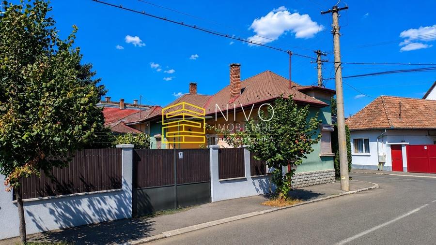 Casă individuală cu 2 camere cu Canalizare în Dâmbu Pietros