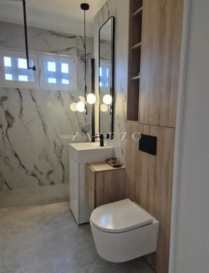 Apartament cu 3 camere semidecomandat, mobilat în Circumvalațiunii