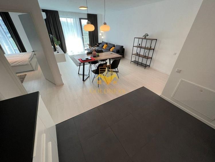 Apartament cu 2 camere semidecomandat, mobilat în Zorilor