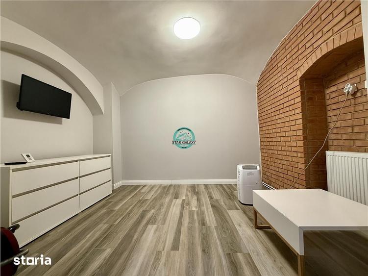Spatiu comercial/birouri de inchiriat, 45 mp, in Centru - 1