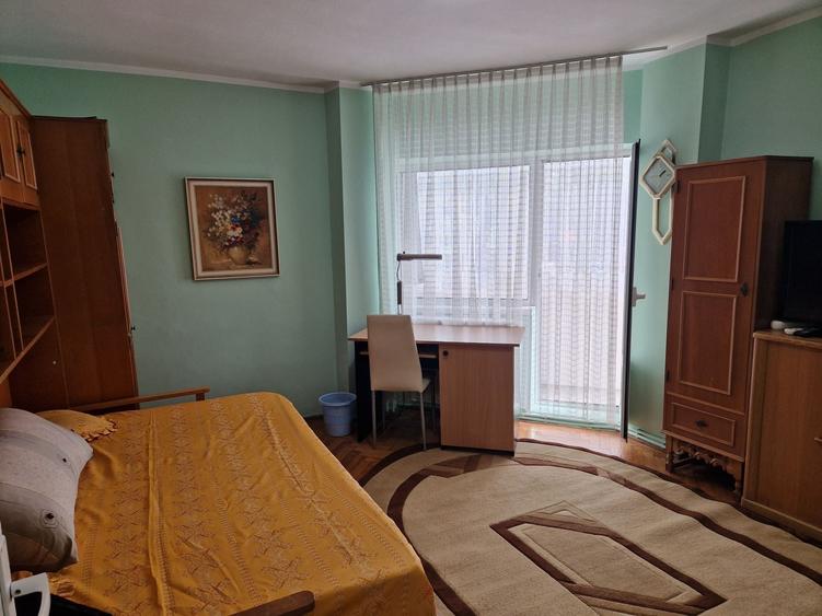Garsonieră decomandată în Popoveni