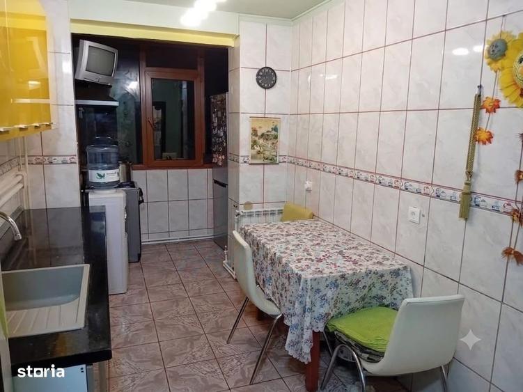 Apartament cu 2 camere semidecomandat în Mazepa 1