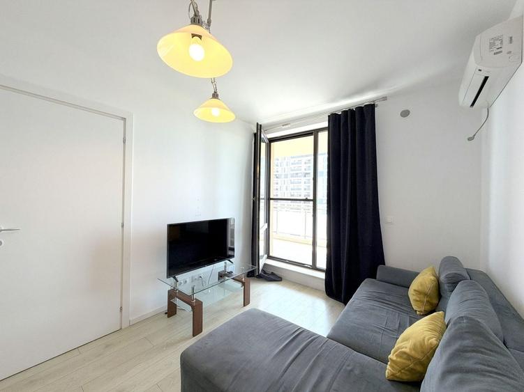 Apartament cu 2 camere semidecomandat, mobilat în Aviației