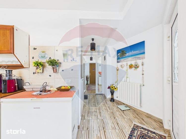 Casă cu 5 camere cu Teren 356 Mp în Bucureștii Noi