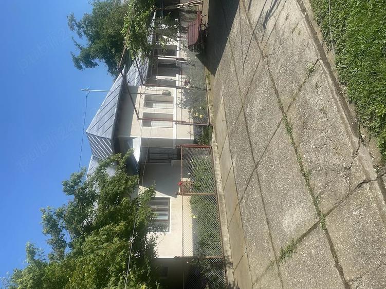 Casă cu Teren 1500 Mp în Ghirdoveni