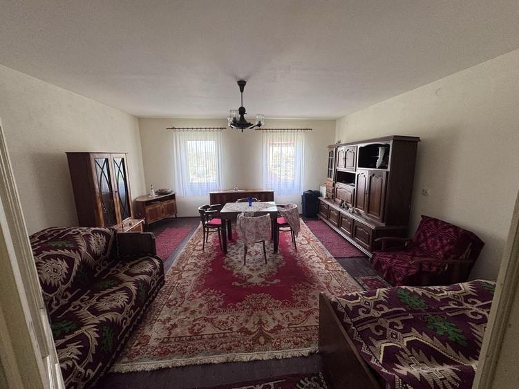 Casă cu 2 camere în Sâniacob