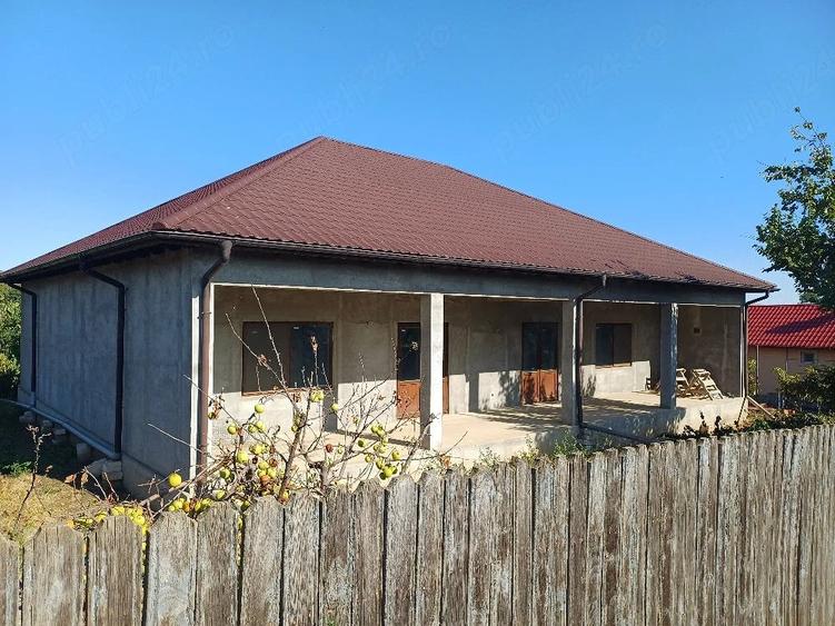 Casă cu Teren 849 Mp în Nalbant