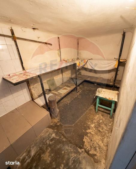 Casă cu 3 camere cu Teren 617 Mp în Central