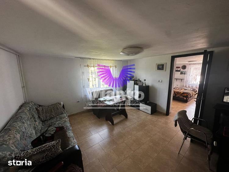 Casă cu 3 camere cu Teren 800 Mp în Slimnic