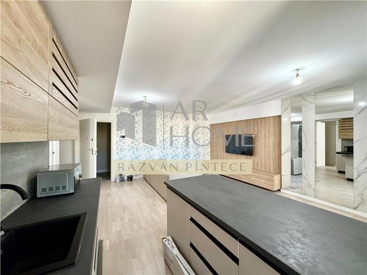 Apartament cu 2 camere decomandat, mobilat în Ultracentral