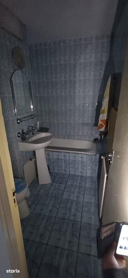 Apartament cu 4 camere decomandat în Orașul Vechi