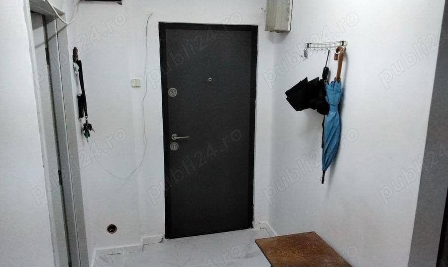 Apartament cu 3 camere decomandat în Circumvalațiunii