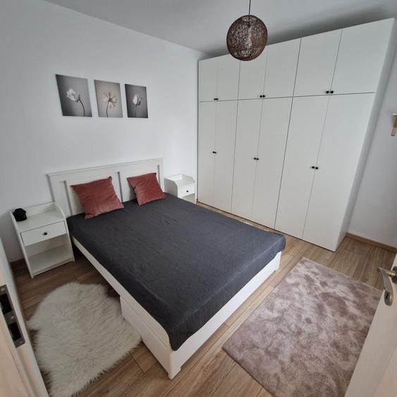 Apartament cu 2 camere decomandat în Polonă