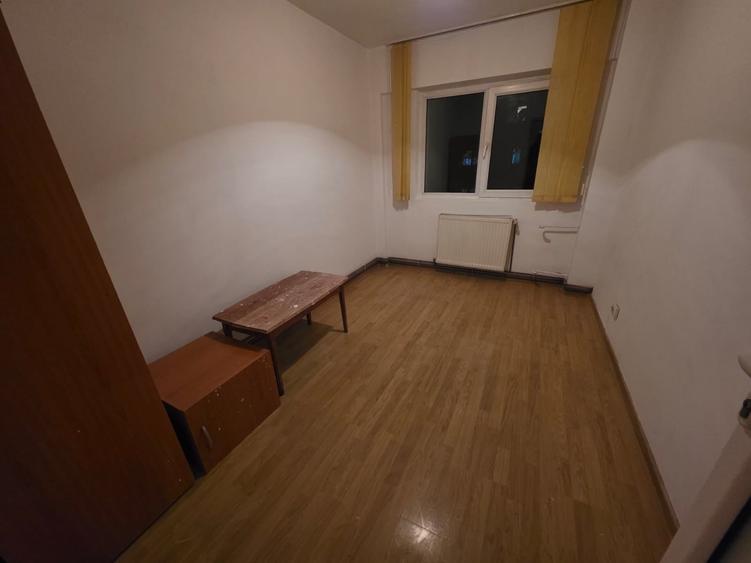 Apartament cu 3 camere în Dacia