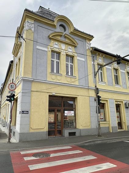 Spațiu comercial, de 264 mp, în Central