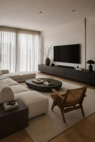 Apartament cu 2 camere decomandat în Titan