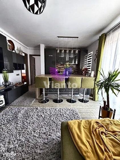 Apartament cu 3 camere în Cristian