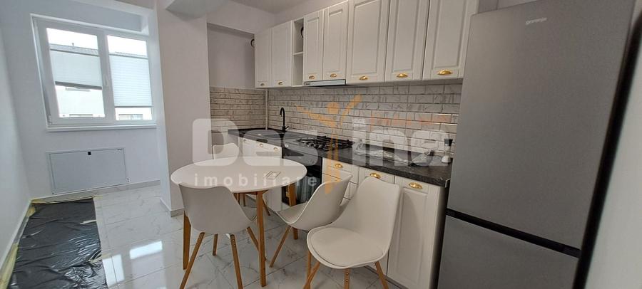 Apartament cu 2 camere decomandat, mobilat în Valea Adâncă