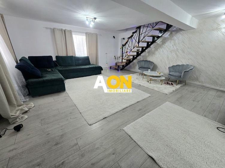 Casă individuală cu 3 camere cu Canalizare în Totoi