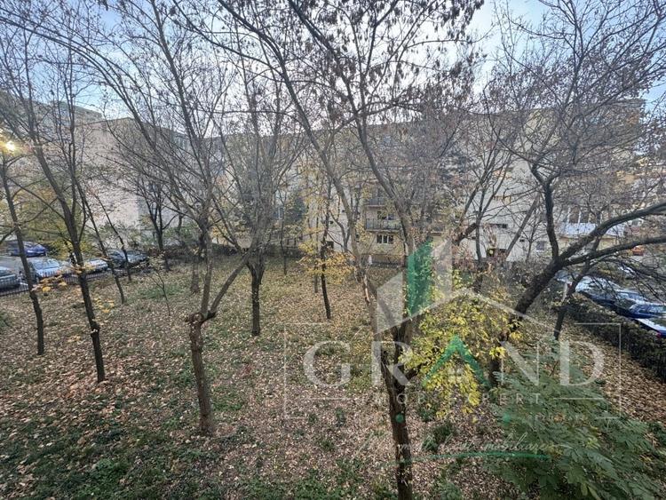 Garsonieră semidecomandată, mobilată în Mărăști