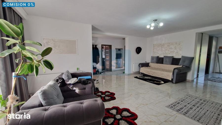 Casă cu 5 camere cu Teren 720 Mp în Central