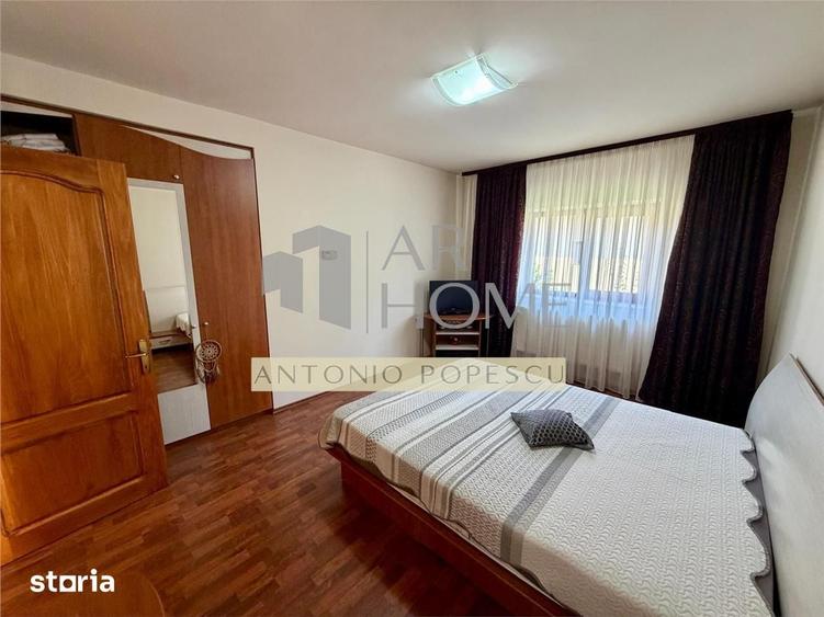 Casă cu 4 camere cu Teren 1222 Mp în Albert
