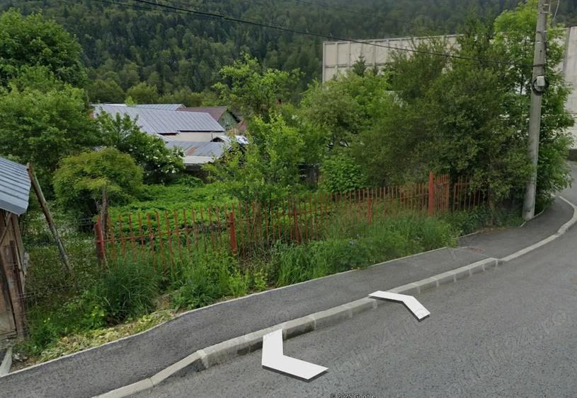 Teren de 168 mp, în Central
