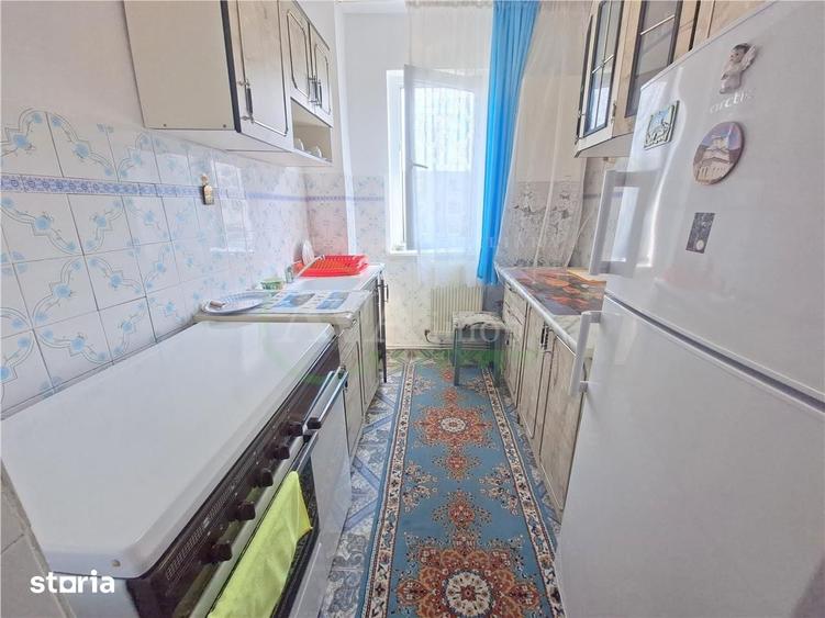 Apartament cu 3 camere în Mioriței