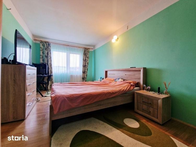 Casă cu 4 camere cu Teren 180 Mp în Borhanci