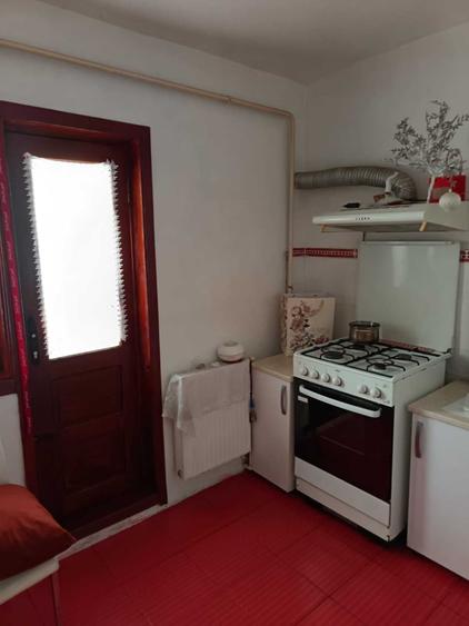 Apartament cu 4 camere decomandat în Unirii Centru