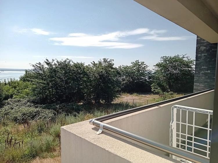 Apartament cu 2 camere semidecomandat în Costi