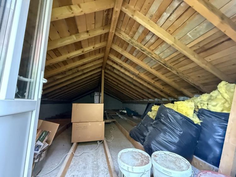 Casă individuală cu 3 camere cu Canalizare în Ovidiu