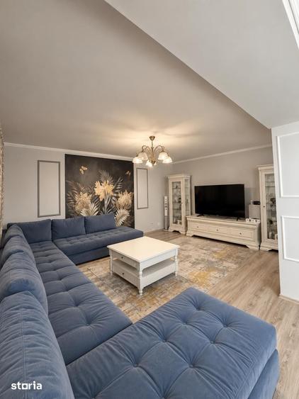 Casă cu 5 camere cu Teren 350 Mp în Central