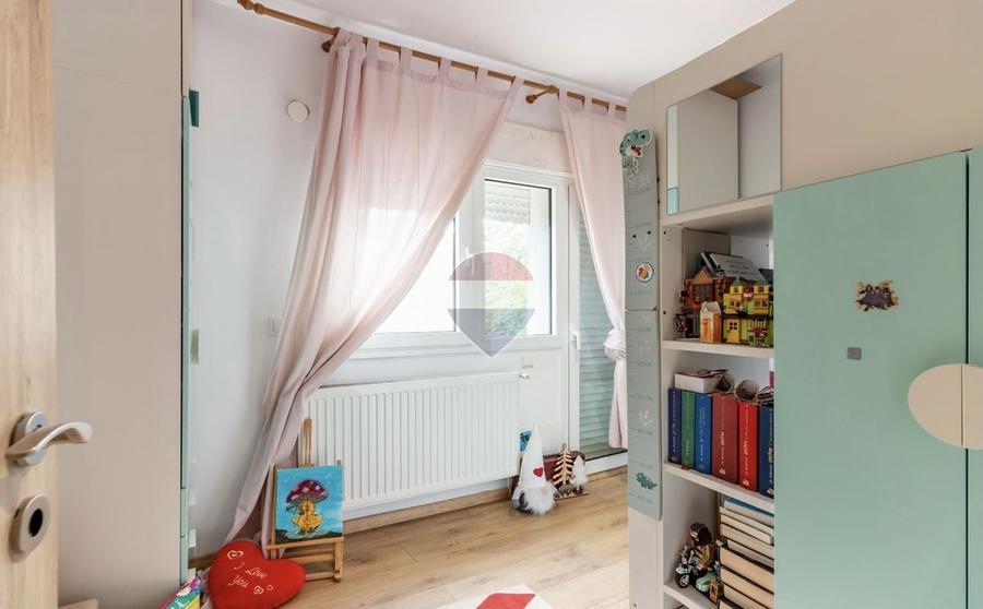 Casă individuală cu 6 camere cu Teren 240 Mp în Corbeanca