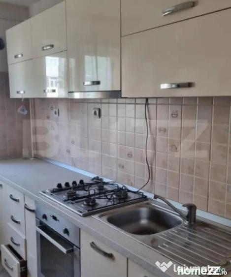 Apartament cu 4 camere decomandat în Fălticeni