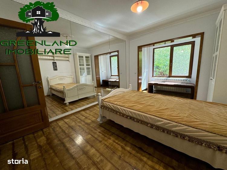 Apartament cu 4 camere decomandat în Bucium