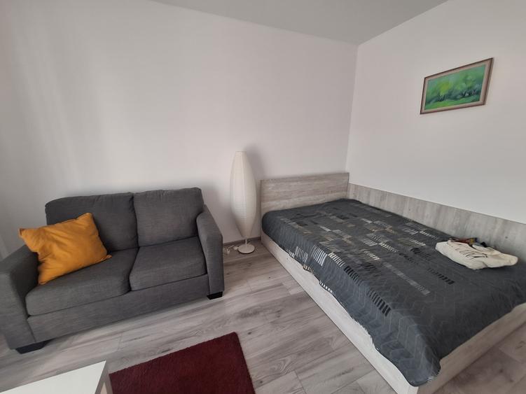 Garsonieră decomandată în Lujerului