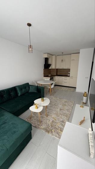 Apartament cu 2 camere decomandat în Exterior Vest