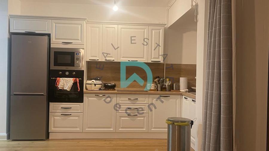 Apartament cu 3 camere decomandat în Avantgarden