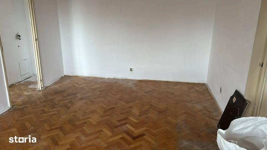 ISPIRESCU MARGEANULUI BIRNOVA, CENTRALA PROPRIE, BLOC 1984 - 3