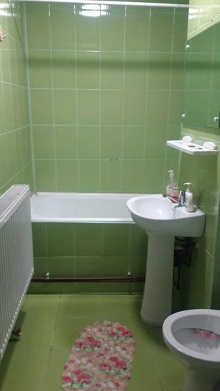 Garsonieră decomandată în Central