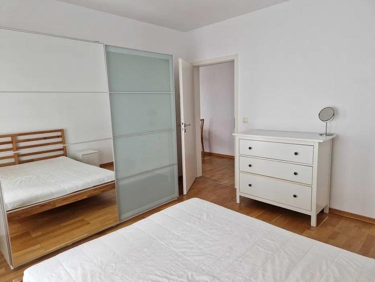 Apartament cu 2 camere semidecomandat în Tractorul