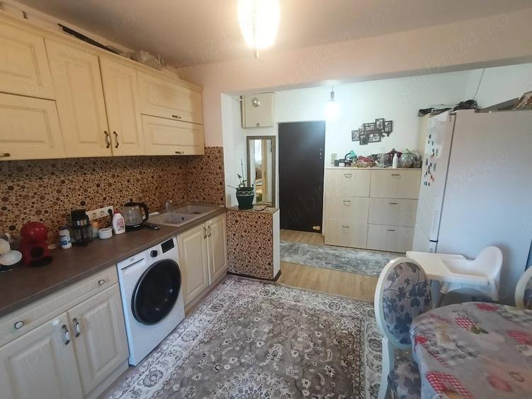 Apartament cu 2 camere decomandat în Timpuri Noi