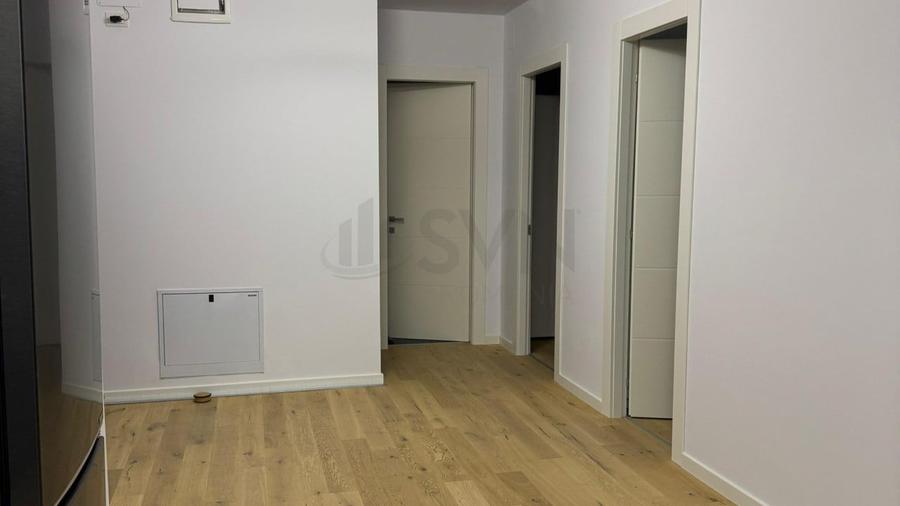 Apartament cu 3 camere semidecomandat, mobilat în Crângași