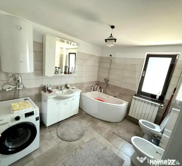 Casa spa?ioasa cu teren de 2100 mp ?i livada Brehui - 8