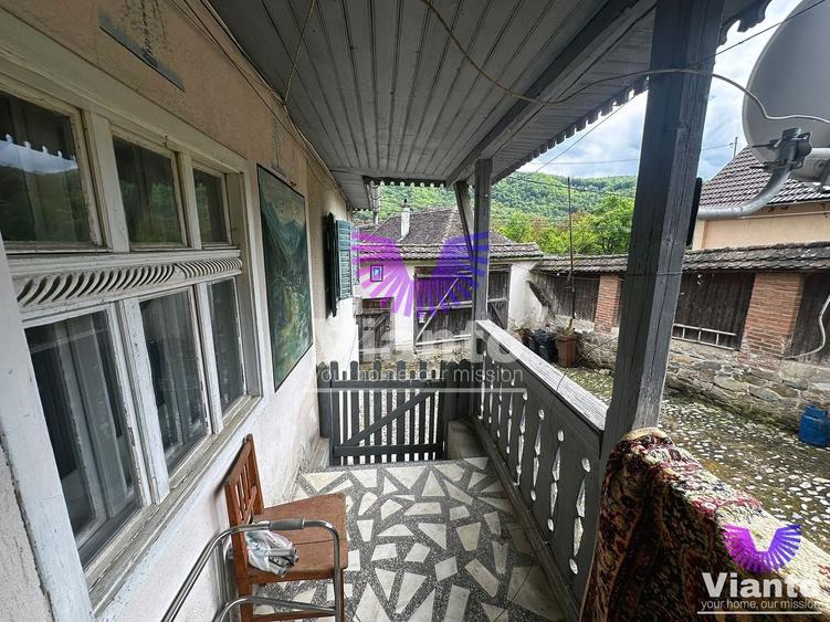 Casă individuală cu 3 camere cu Canalizare în Fântânele