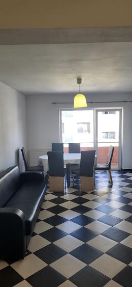Apartament cu 2 camere decomandat în Florești